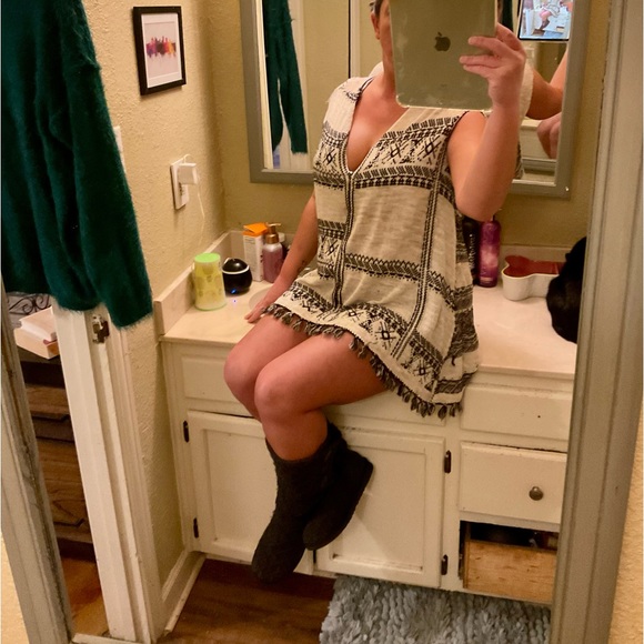 NEW LISTING‼️FREE PEOPLE Tunic - Picture 13 of 16